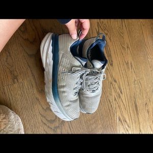 Size 8.5 Hokas